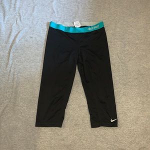 Nike Capri Yoga Pant